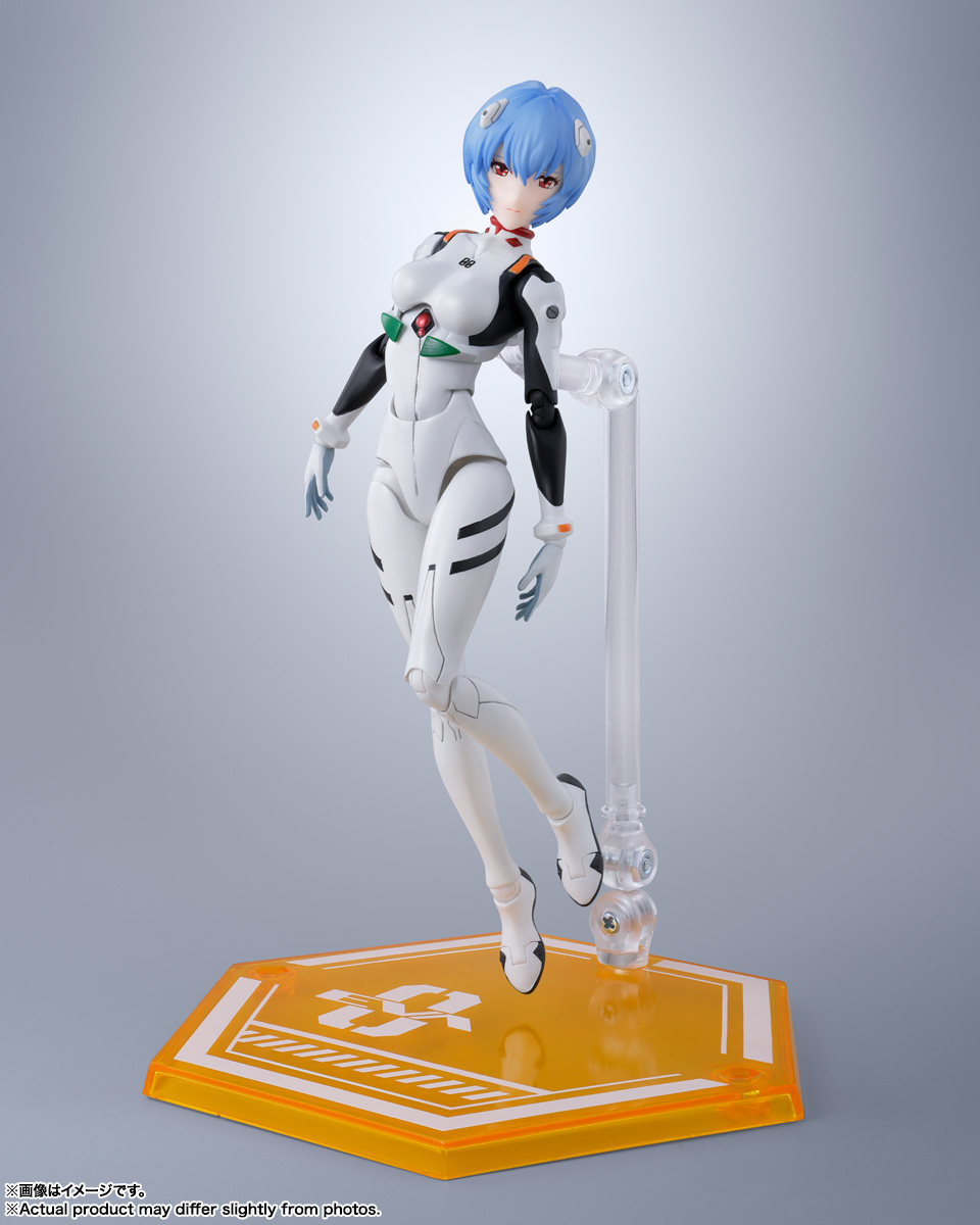 S.H.Figuarts Ayanami Rei - Imagen 3