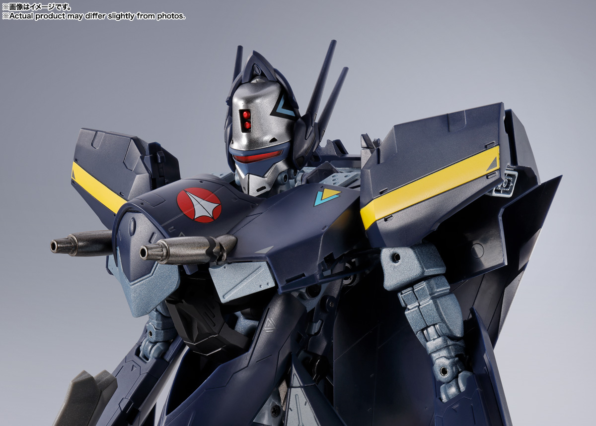 DX CHOGOKIN VF-17S Nightmare Stealth Valkyrie (Gamlin Kizaki's) - Imagen 6