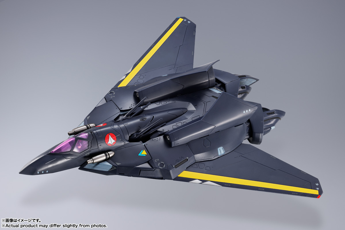 DX CHOGOKIN VF-17S Nightmare Stealth Valkyrie (Gamlin Kizaki's) - Imagen 12